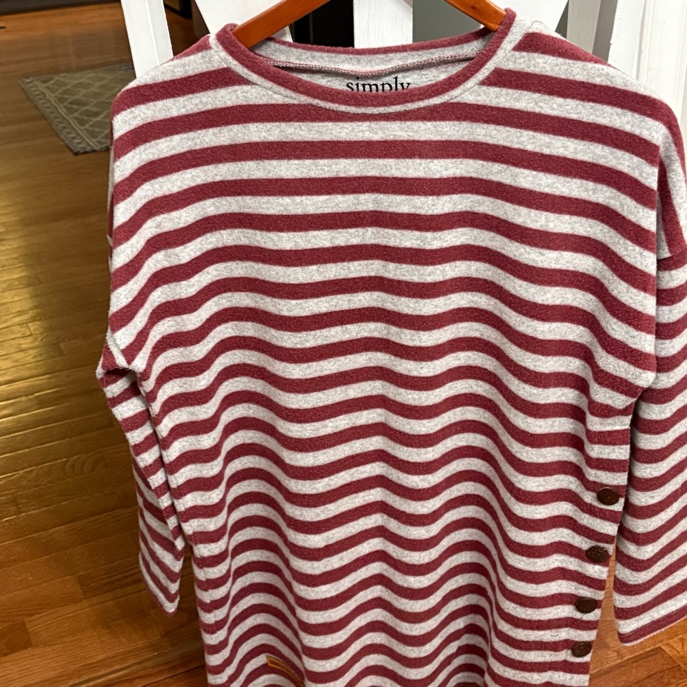 SIMPLY Southern Striped Fleecy Sweater Quarter length sleeve buttons Sz sm euc